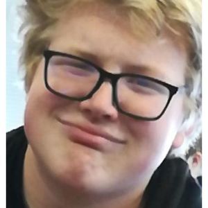 Meet your Posher, Arik